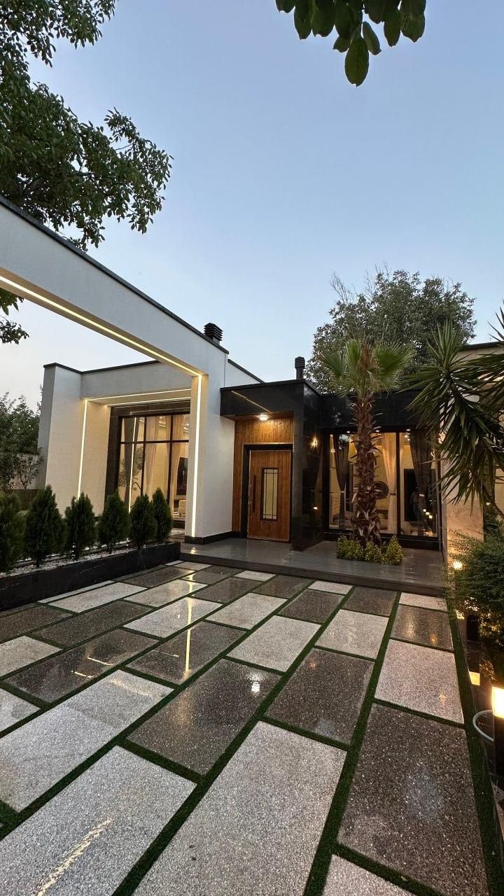 34c725d8-56ee-40a1-86b7-e511a5680f20