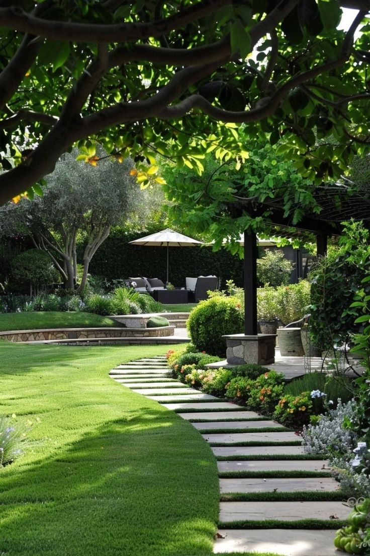 خرید باغ لاکچری با شرایط اقساطی